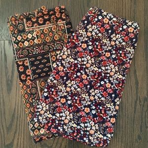 2 for $10 HOLLISTER PRINT MINI SKIRTS